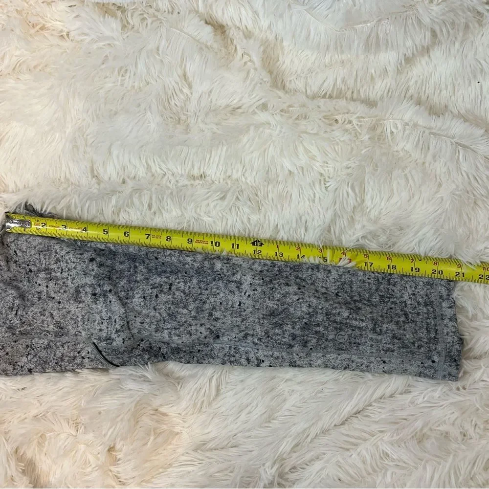 Women’s Lululemon Speed Up Crop 21”